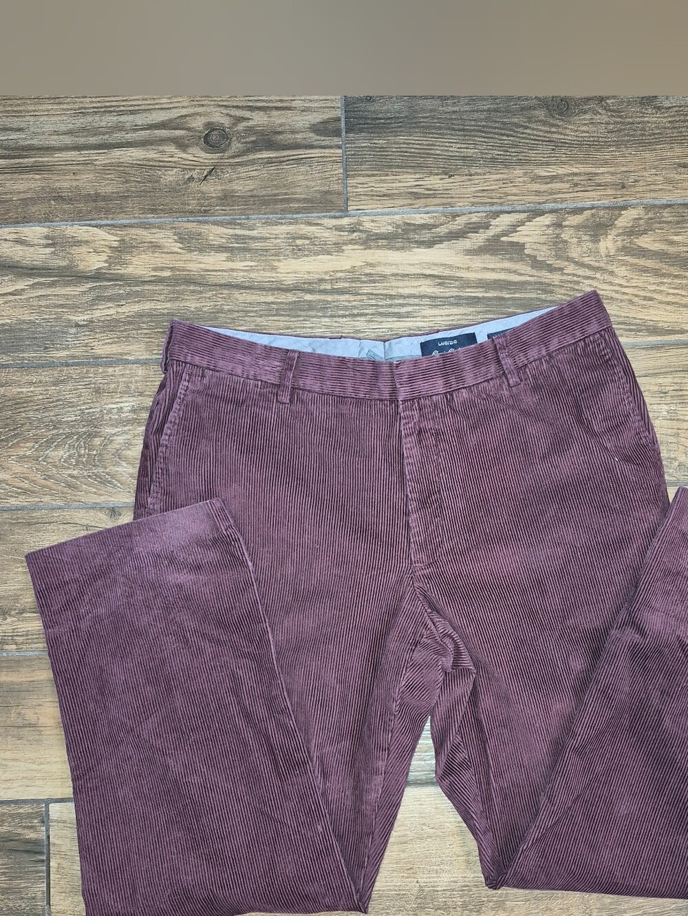Lands' End Men's Corduroy Pants in Wine